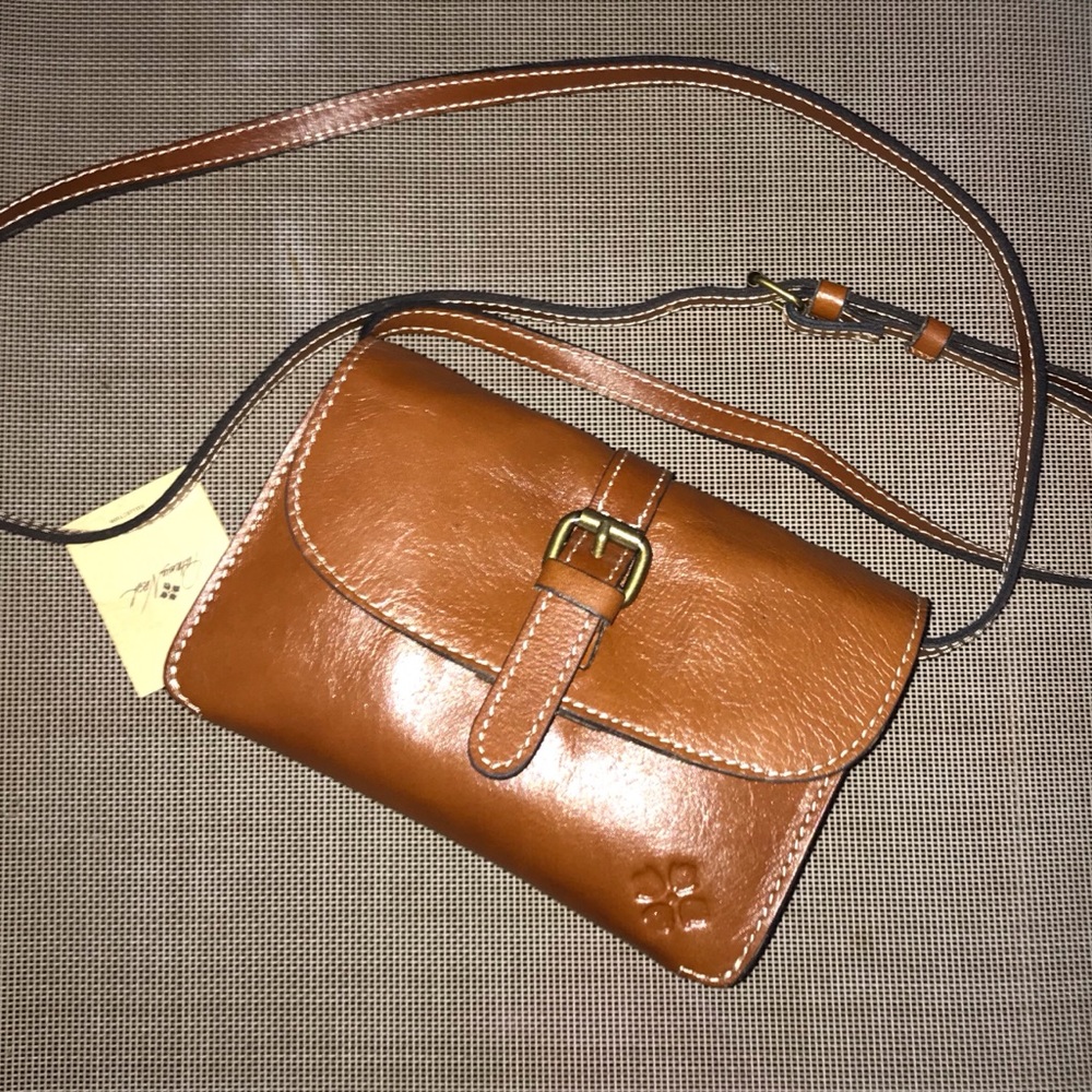🆕🌸Patricia Nash Torri tan crossbody🌸